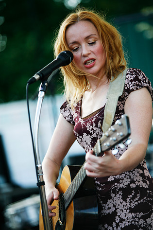 2006-07-08 - Lisa Ekdahl från Peace & Love, Borlänge