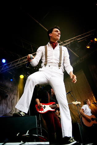 2006-07-08 - Håkan Hellström från Peace & Love, Borlänge