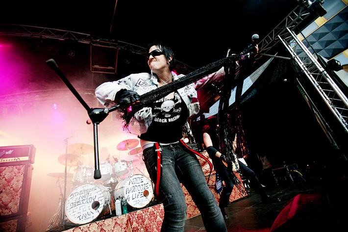 2006-07-08 - Hardcore Superstar från Peace & Love, Borlänge