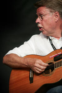 2006-07-21 - Mikael Wiehe från Trästockfestivalen, Skellefteå