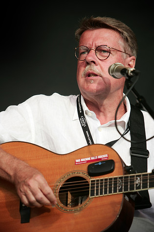 2006-07-21 - Mikael Wiehe från Trästockfestivalen, Skellefteå