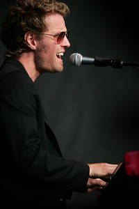 2006-07-21 - Mikael Wiehe från Trästockfestivalen, Skellefteå