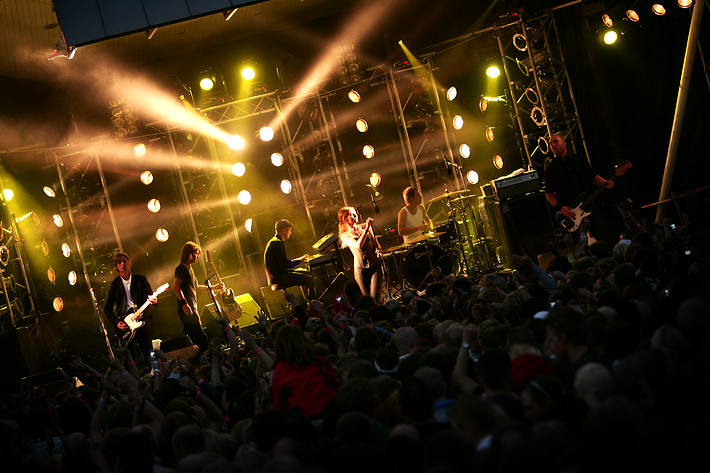 2006-07-28 - The Cardigans från Storsjöyran, Östersund