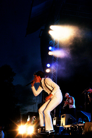2006-07-27 - Håkan Hellström från Pite dansar och ler, Piteå