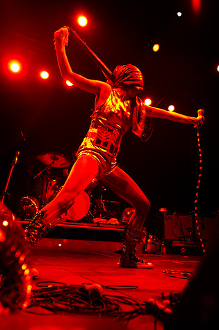 2006-08-22 - Yeah Yeah Yeahs från Malmöfestivalen, Malmö