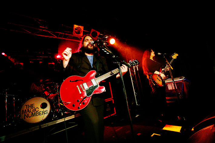 2006-10-10 - The Magic Numbers från Debaser Slussen, Stockholm