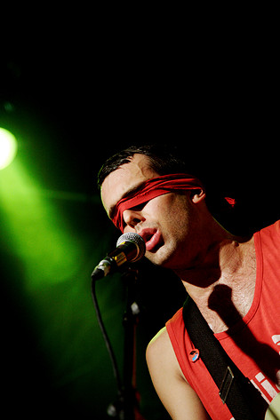 2006-10-18 - Hidden Cameras från Debaser Medis, Stockholm