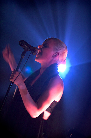 2005-10-21 - Robyn från The Tivoli, Helsingborg