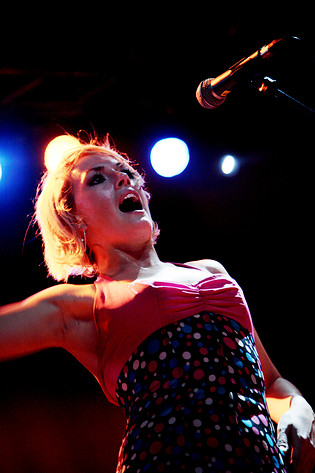 2006-10-27 - The Pipettes från Debaser Medis, Stockholm