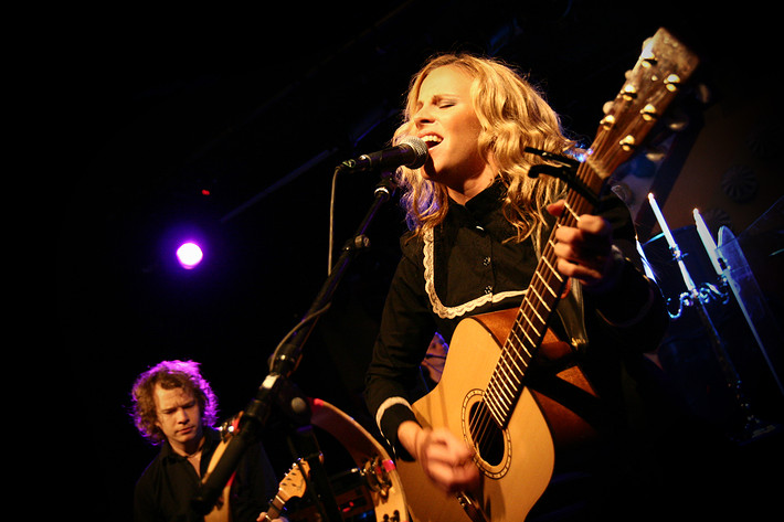 2006-11-02 - Lisa Miskovsky från Folkets Park, Örnsköldsvik
