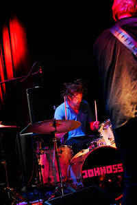 2006-11-03 - Johnossi från Debaser Medis, Stockholm