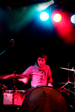 2006-11-16 - Tapes n Tapes från Debaser Slussen, Stockholm