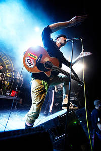 2006-11-23 - Gogol Bordello från Mejeriet, Lund