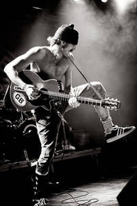 2006-11-23 - Gogol Bordello från Mejeriet, Lund