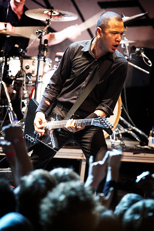 2006-11-23 - Danko Jones från Mejeriet, Lund