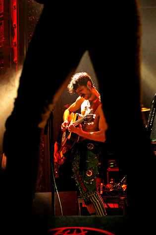 2006-11-25 - Gogol Bordello från Berns, Stockholm