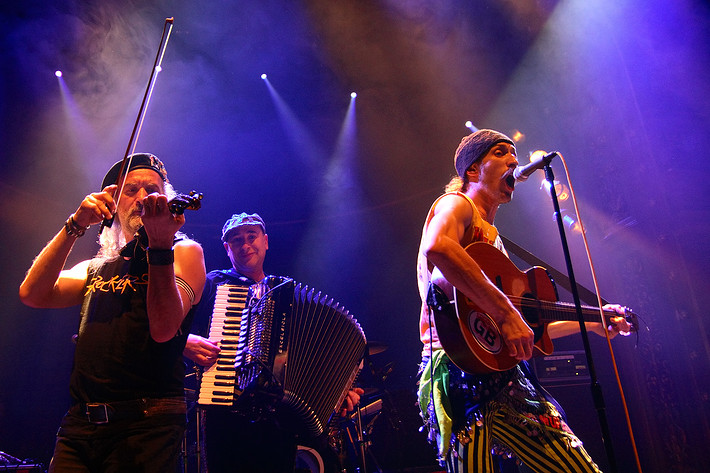 2006-11-25 - Gogol Bordello från Berns, Stockholm