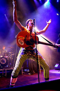2006-11-25 - Gogol Bordello från Berns, Stockholm