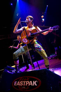 2006-11-25 - Gogol Bordello från Berns, Stockholm