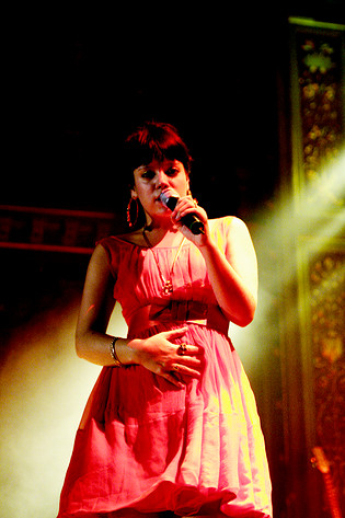 2006-12-01 - Lily Allen från Berns, Stockholm