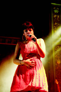 2006-12-01 - Lily Allen från Berns, Stockholm