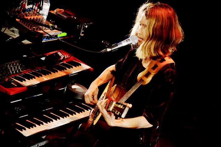 2006-12-01 - Juana Molina från Södra Teatern, Stockholm