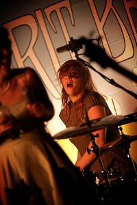 2006-12-08 - Marit Bergman från Äpplet, Umeå