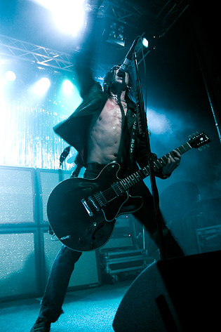 2006-12-11 - Backyard Babies från Debaser Medis, Stockholm