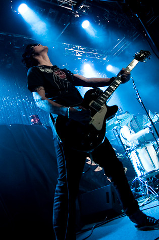 2006-12-11 - Neverstore från Debaser Medis, Stockholm