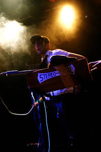 2005-09-30 - Stereo Total från Sticky Fingers, Göteborg