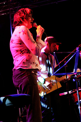 2005-09-30 - Stereo Total från Sticky Fingers, Göteborg
