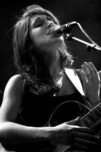 2007-02-05 - Laleh från Debaser Medis, Stockholm