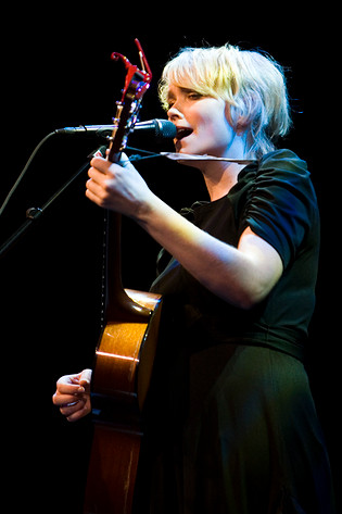 2007-02-10 - Ane Brun från Rival, Stockholm