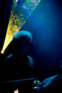 2007-03-01 - Simian Mobile Disco från Debaser Medis, Stockholm