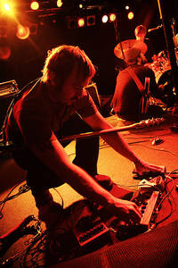 2007-04-09 - Akron Family från Debaser Slussen, Stockholm