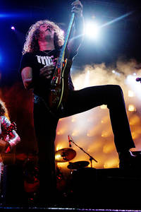 2004-07-29 - The Darkness från Storsjöyran, Östersund