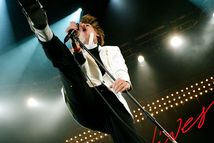 2005-06-17 - The Hives från Hultsfredsfestivalen, Hultsfred