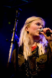2007-05-26 - The Concretes från Siesta!, Hässleholm