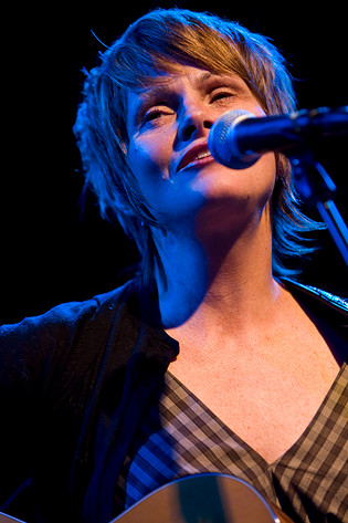 2007-06-13 - Shawn Colvin från Debaser Medis, Stockholm