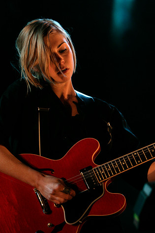 2007-06-14 - Anna Ternheim från Hultsfredsfestivalen, Hultsfred