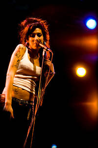 2007-06-15 - Amy Winehouse från Hultsfredsfestivalen, Hultsfred