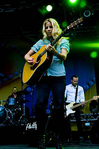 2007-06-16 - Lisa Miskovsky från Hultsfredsfestivalen, Hultsfred