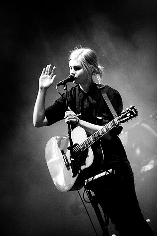 2007-06-27 - Anna Ternheim från Peace & Love, Borlänge