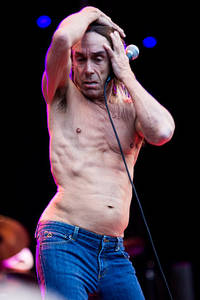 2007-06-30 - Iggy & The Stooges från Peace & Love, Borlänge