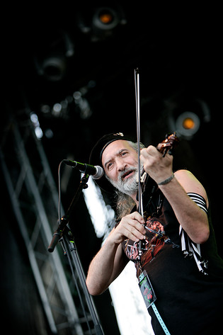2007-07-01 - Gogol Bordello från Pier Pressure, Göteborg