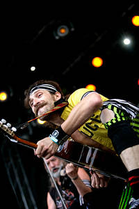 2007-07-01 - Gogol Bordello från Pier Pressure, Göteborg