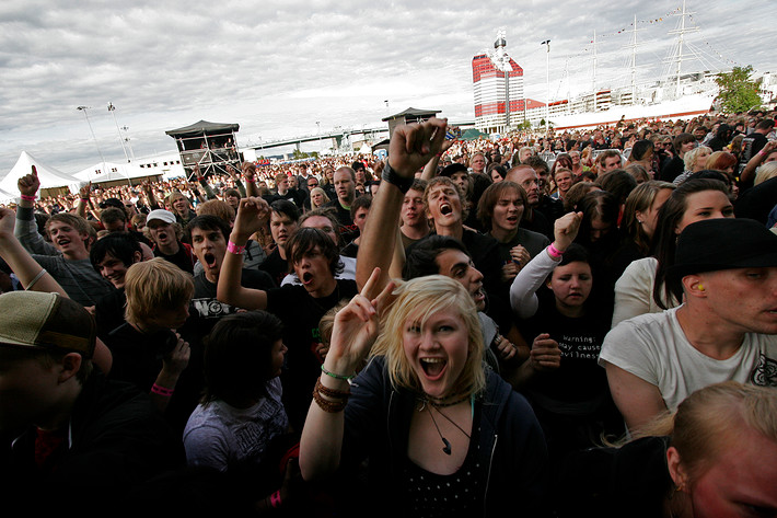 2007-07-01 - Gogol Bordello från Pier Pressure, Göteborg
