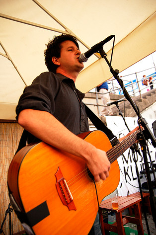 2007-07-03 - Lasse Lindh från Debaser Slussen, Stockholm