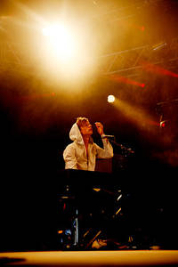 2007-07-06 - The Sounds från Roskildefestivalen, Roskilde