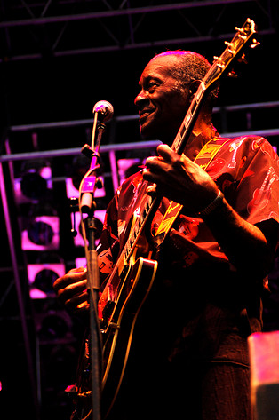 2007-07-13 - Chuck Berry från Ulriksdals slott, Stockholm
